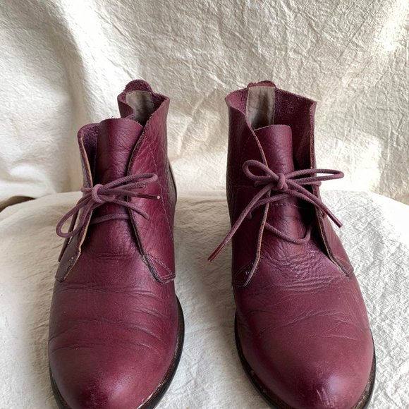 Latigo Burgundy Leather Booties - Picture 3 of 8